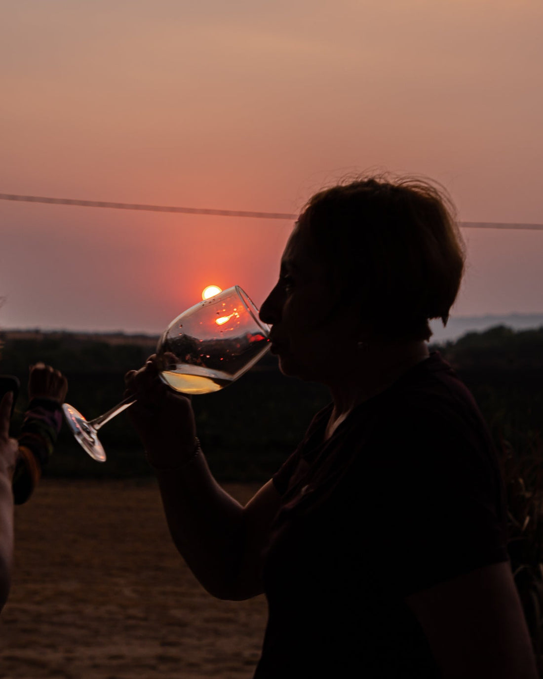 Yoga & Vino al Atardecer